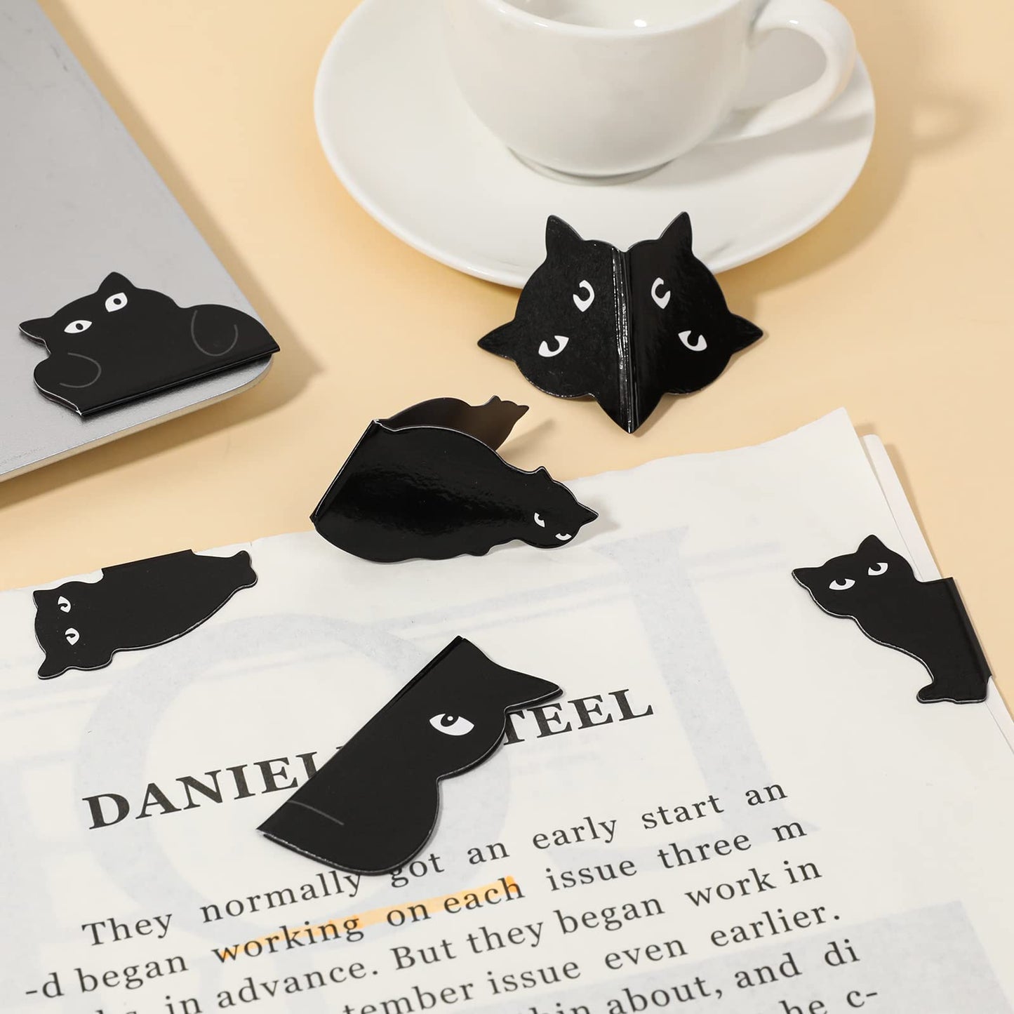 Marcapáginas de gato negro para mujer, 6 marcadores magnéticos, bonitos clips para libros, regalos para amantes de los gatos, clips magnéticos para páginas de libros, marcapáginas kawaii para mujeres, profesoras, estudiantes y amantes de los libros.
