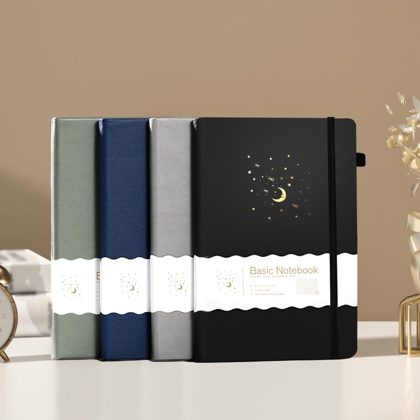 CAGIE Cuaderno forrado para el trabajo, 196 páginas, 5.7" x 8.3", cuadernos de tapa dura para escribir mujeres y hombres, diario para tomar notas con lazo para bolígrafo (rayas negras), regalos