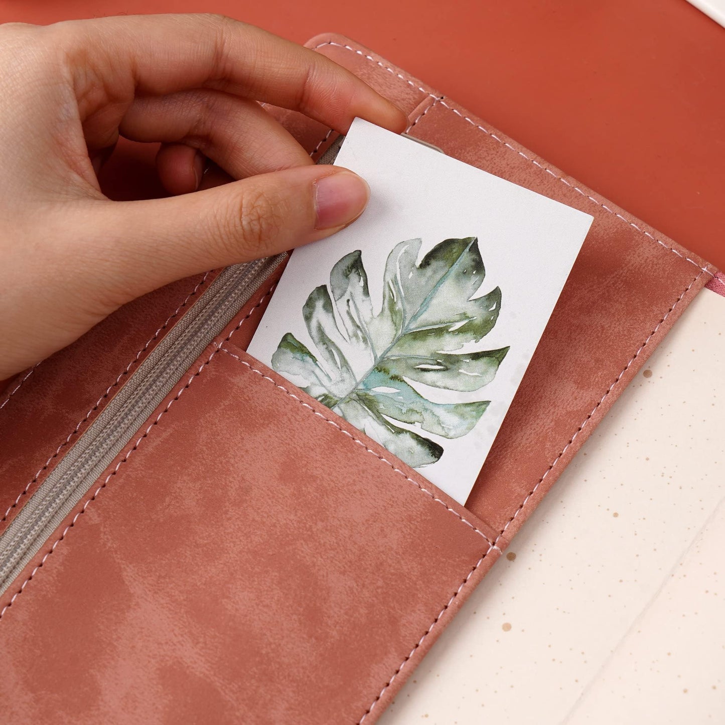 Lock Diary for Women Vintage Lock Journal Refillable Personal Locking Diary Leather Locking Journal Writing Notebook Girls B6 Secret Journal with Combination Passwords 5.5 x 7.8 in, Sunflower Pink
