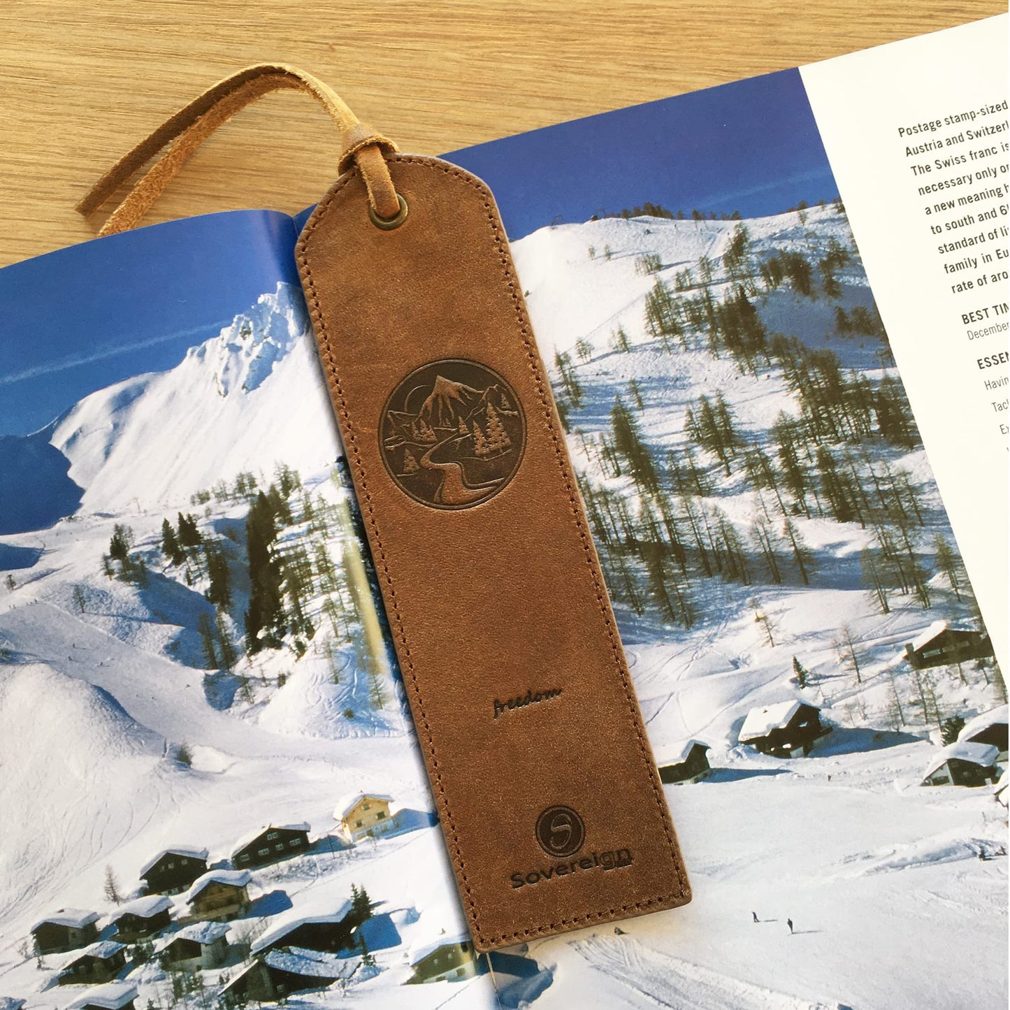 Marcapáginas de Cuero Hecho a Mano con Diseño de Montaña - 2 Marcadores de Libros de Cuero Genuino - Marcapáginas Perfectos para Hombres, Mujeres y Niños | Gran regalo para amantes de los libros, escritores, amigos y familiares.