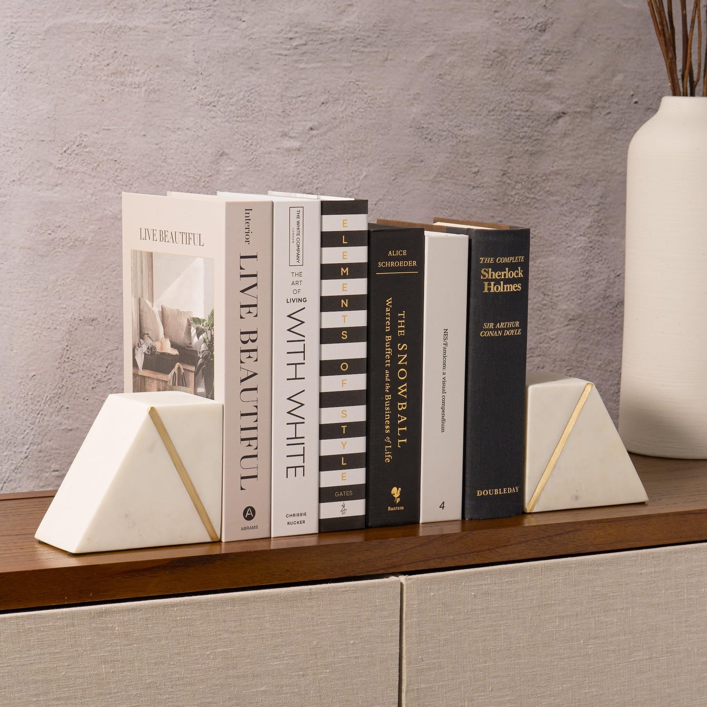 Cork & Mill Marble Book Ends for Shelves, Decorative Bookends for Heavy Books, Unique Mid Century Modern White and Gold Bookends with Brass Inlay, Heavy Duty Bookshelf Stopper, Set of 2