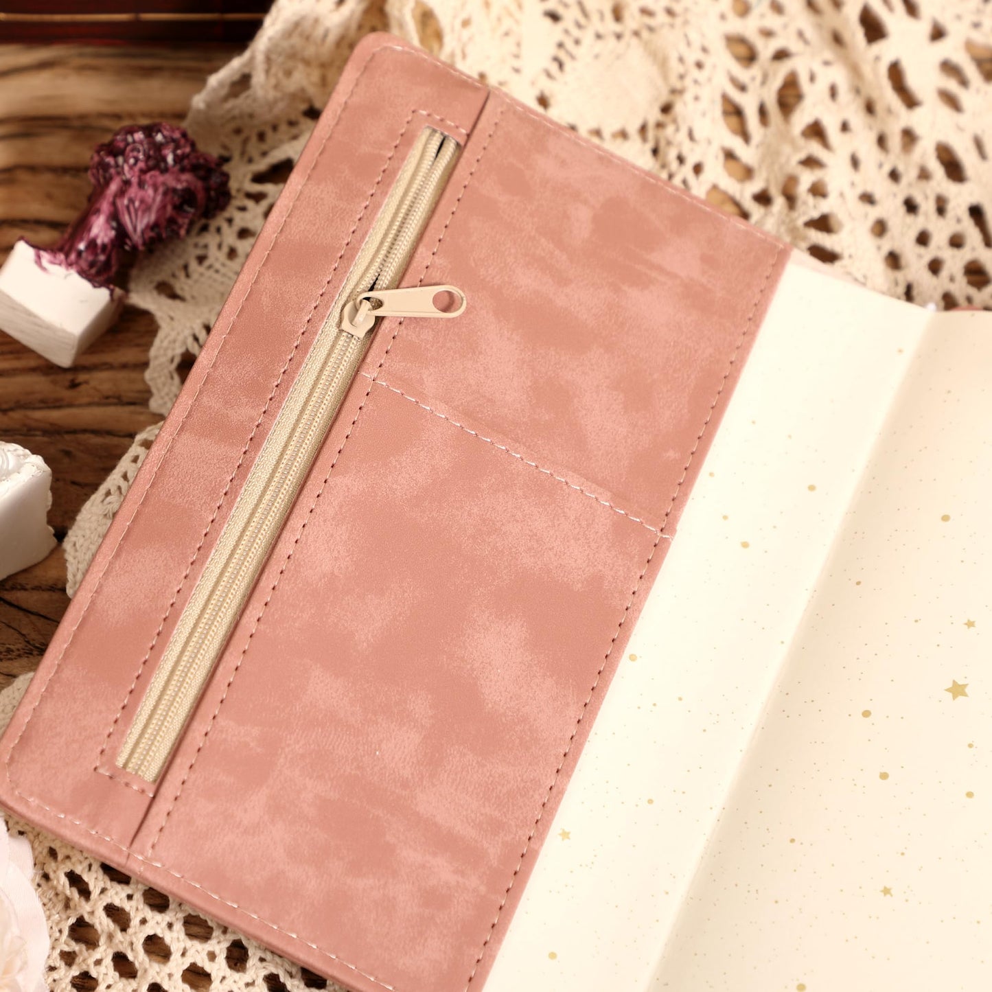 Lock Diary for Women Vintage Lock Journal Refillable Personal Locking Diary Leather Locking Journal Writing Notebook Girls B6 Secret Journal with Combination Passwords 5.5 x 7.8 in, Sunflower Pink